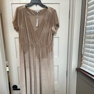 Baltic Born Shell Velvet Short Sleeve Maxi Dress